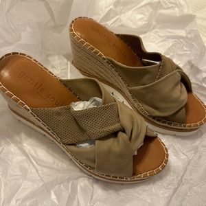 Gentle Souls Kenneth Cole Elyssa Braid Suede/Leather Espadrille Wedge Sandal